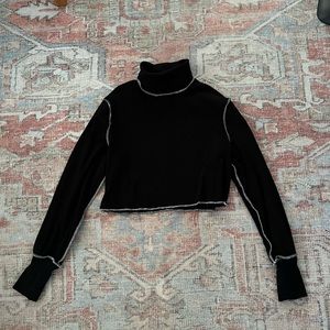 Never worn Forever 21 black and white cropped long sleeve